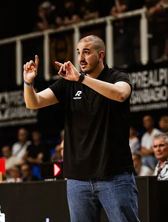 Rucker e Gabriele Longo insieme fino al 2028